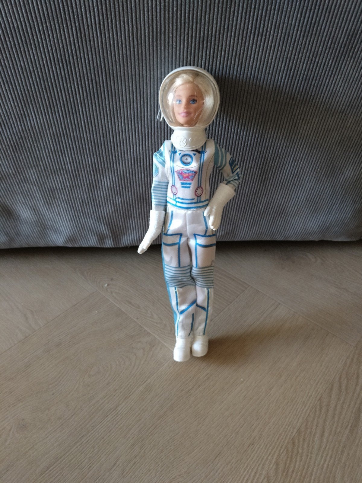 Barbie Astronaut Pop - Mattel 2015 GFX24 M061, Ophalen of Verzenden, Zo goed als nieuw, Barbie