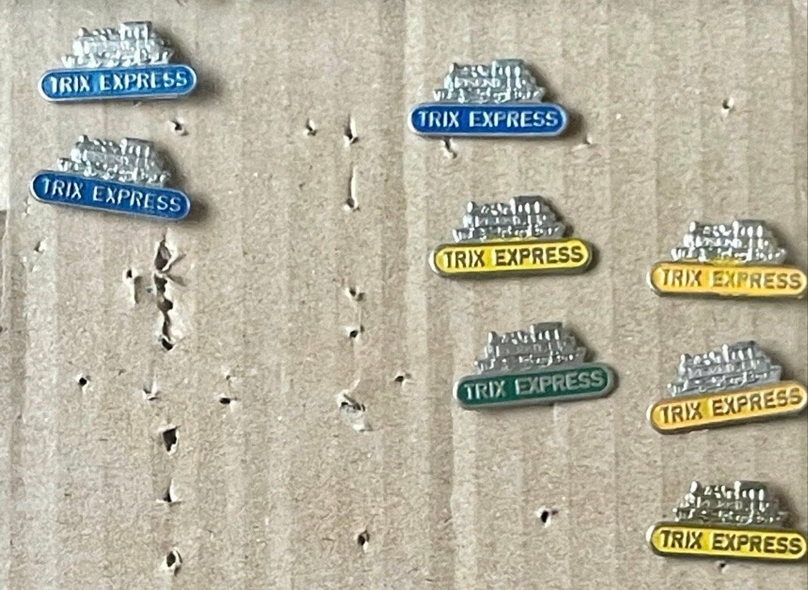 TRIX EXPRESS Speldjes - Verzameling van 8 Stuks, Ophalen of Verzenden, Gebruikt, Trein, Overige typen