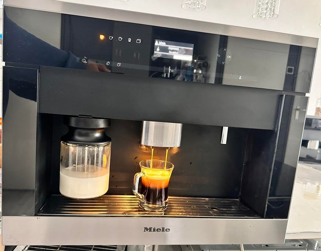 Miele koffiemachine CVA6401 CLST zgan, Afneembaar waterreservoir, 10 kopjes of meer, Koffiemachine, Gemalen koffie