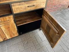 dressoir massief Mangohout  metaal 180 cm breed voorraad, Huis en Inrichting, Kasten | Ladekasten, Overige houtsoorten, 1 of 2 laden