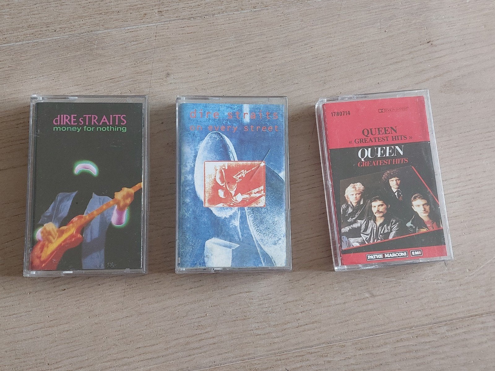 Cassettebandjes: Dire Straits (2x) en Queen Greatest Hits, Cd's en Dvd's, Gebruikt, 2 t/m 25 bandjes, Ophalen of Verzenden, Origineel