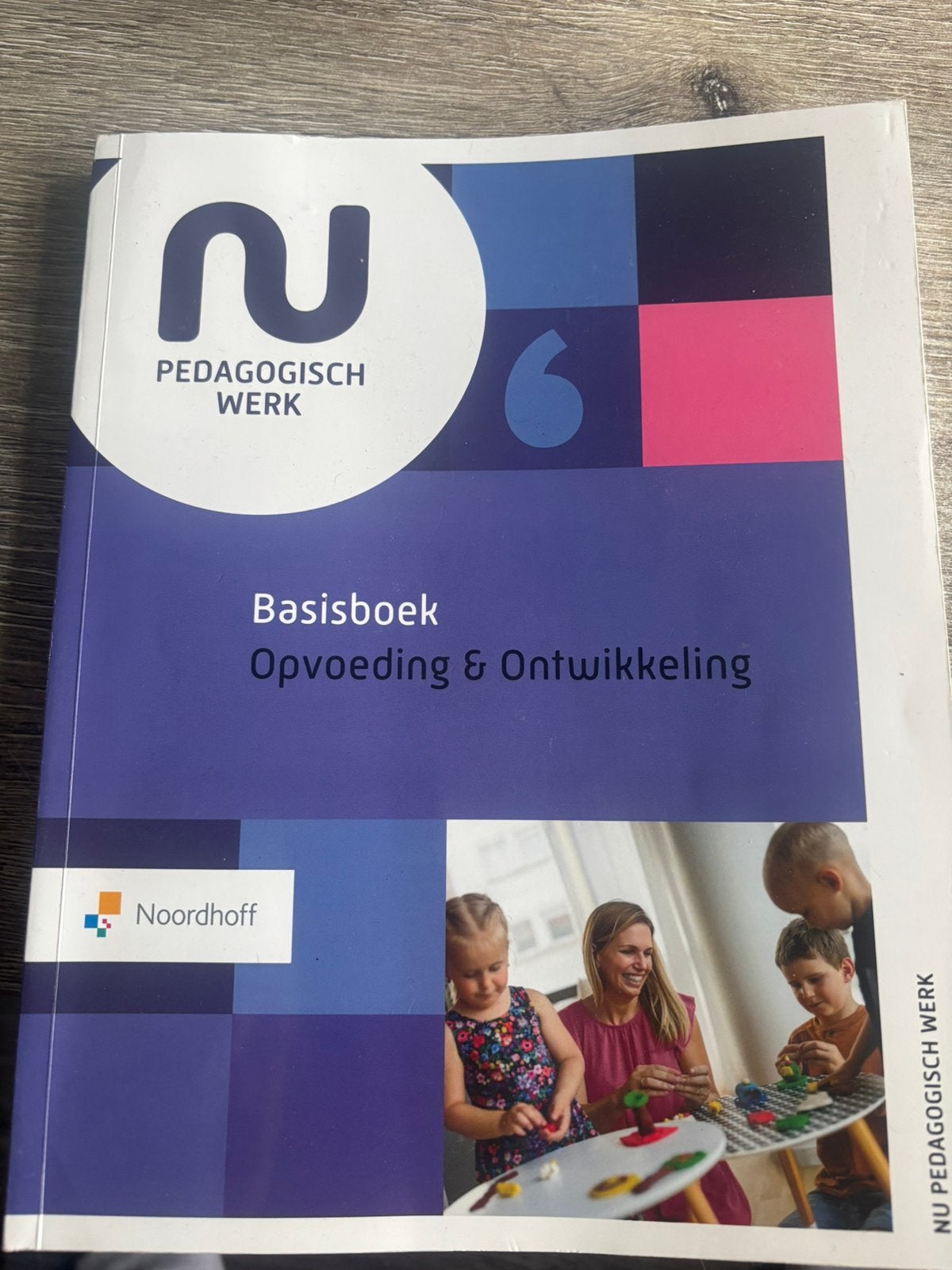 Basisboek opvoeding en ontwikkeling, Boeken, Ophalen, Zo goed als nieuw, Overige niveaus, Overige vakken