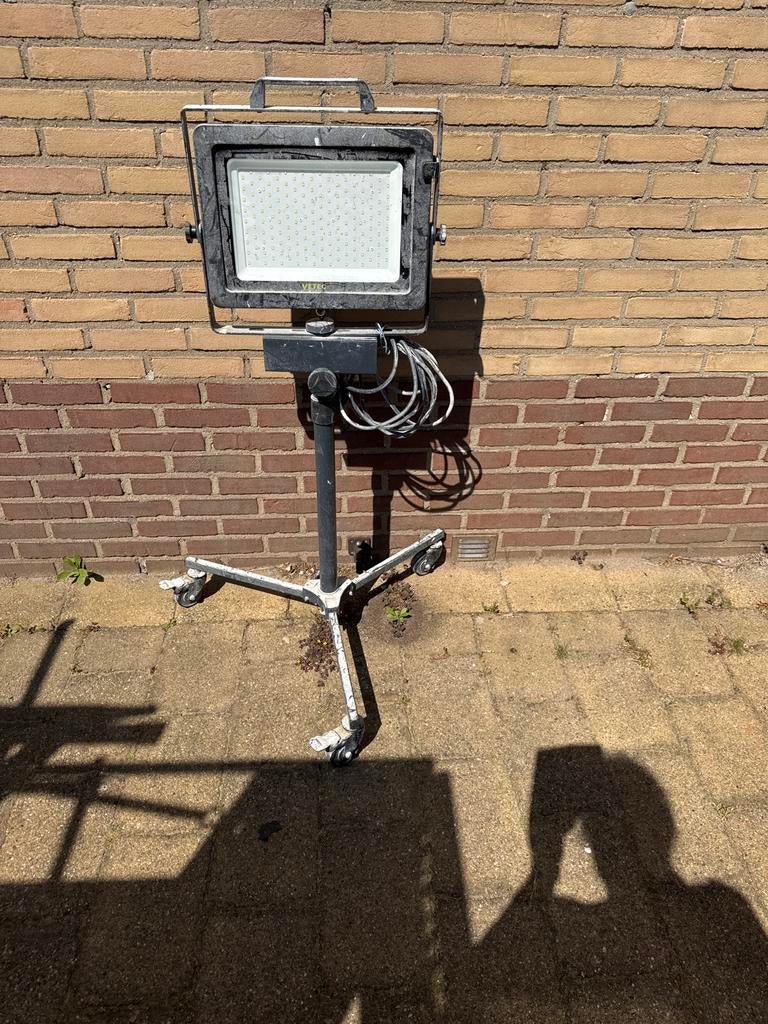 Professionele led bouwlamp,hoogte, kantelbaar, rijden, Doe-het-zelf en Verbouw, Bouwverlichting, Ophalen of Verzenden, Zo goed als nieuw
