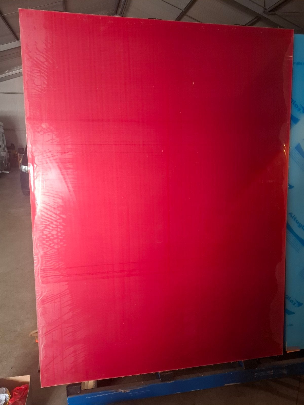 Plexiglas rood mat, Ophalen