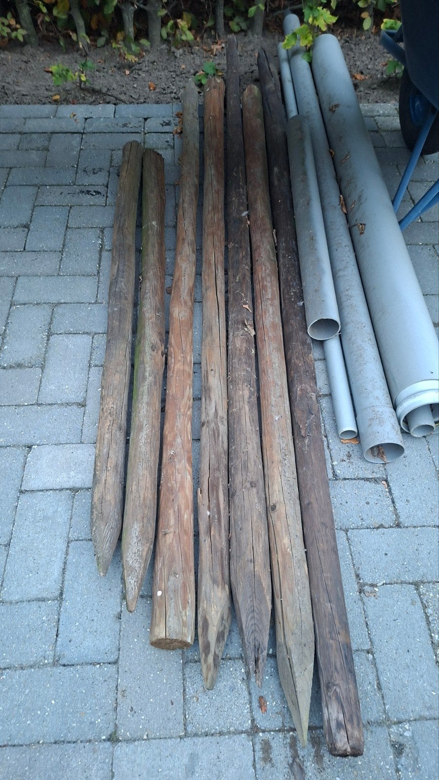 Houten palen / weipalen 7x diverse lengtes, Ophalen, Gebruikt, 180 tot 250 cm, Palen