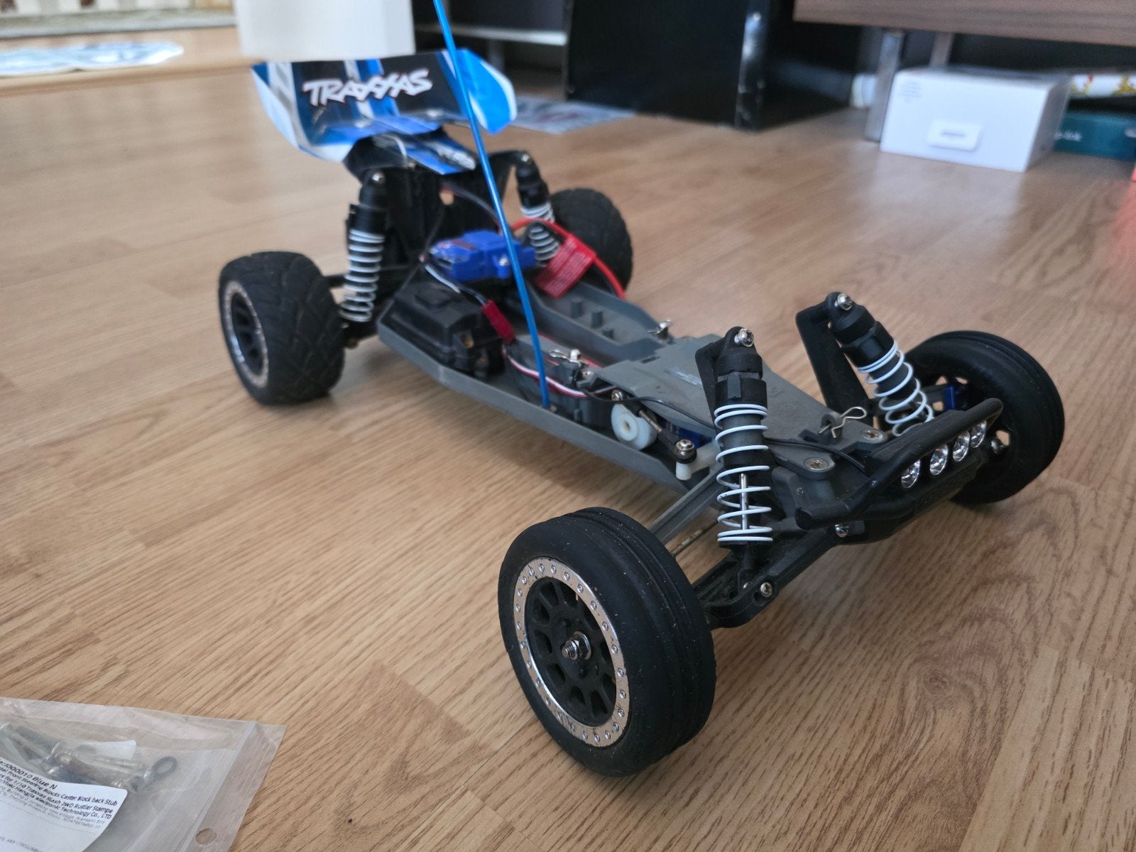 Traxxas Bandit RC Auto met extra's en onderdelen, Gebruikt, Schaal 1:10, Auto onroad, RTR (Ready to Run)