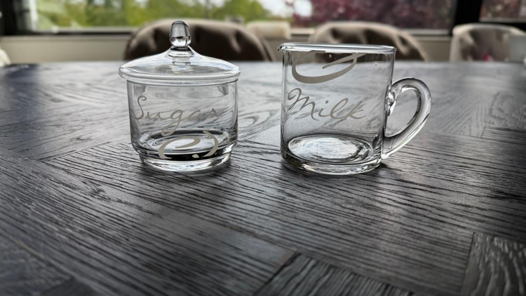Rivièra Maison milk & sugar set, Huis en Inrichting, Ophalen, Nieuw, Riviera Maison, Glas