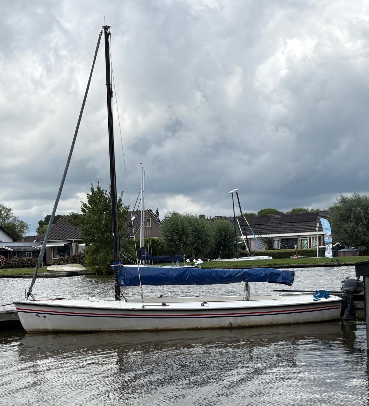 Valk met Yamaha 4pk buitenboordmotor, Ophalen, Overige merken, Gebruikt, Open zeilboot