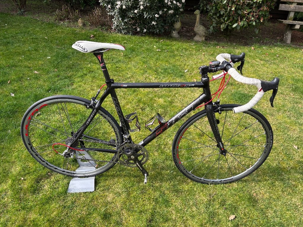 Mooie Look 585 carbon racefiets met Campagnolo record groep, Fietsen en Brommers, Fietsen | Racefietsen, Zo goed als nieuw, Heren