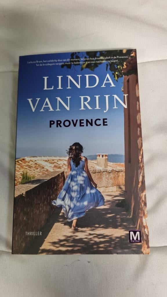 Linda van Rijn - Provence, Boeken, Thrillers, Zo goed als nieuw, Ophalen of Verzenden