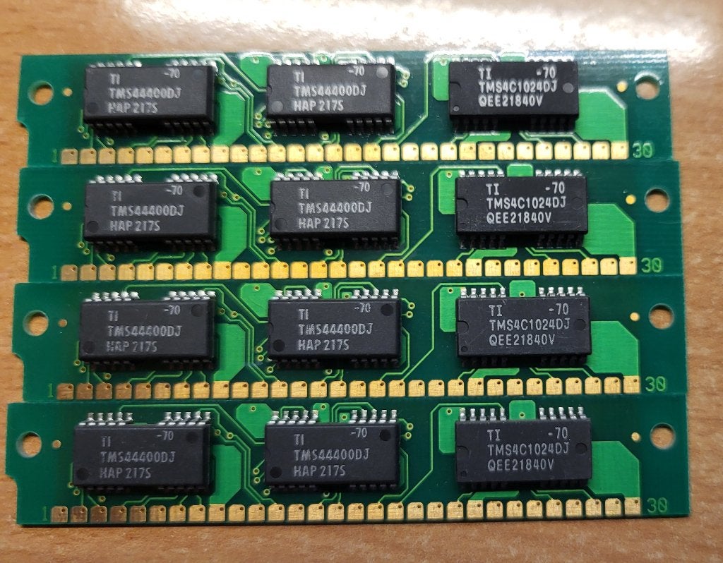 4x 1MB Simm 30-pin 70 ns 3-Chip 1Mx9 Texas Instruments, Computers en Software, Ophalen of Verzenden