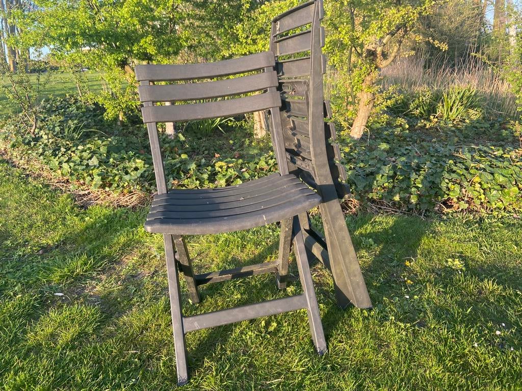 Te koop: 2 zwarte klap stoeltjes, Tuin en Terras, Ophalen of Verzenden, Zo goed als nieuw