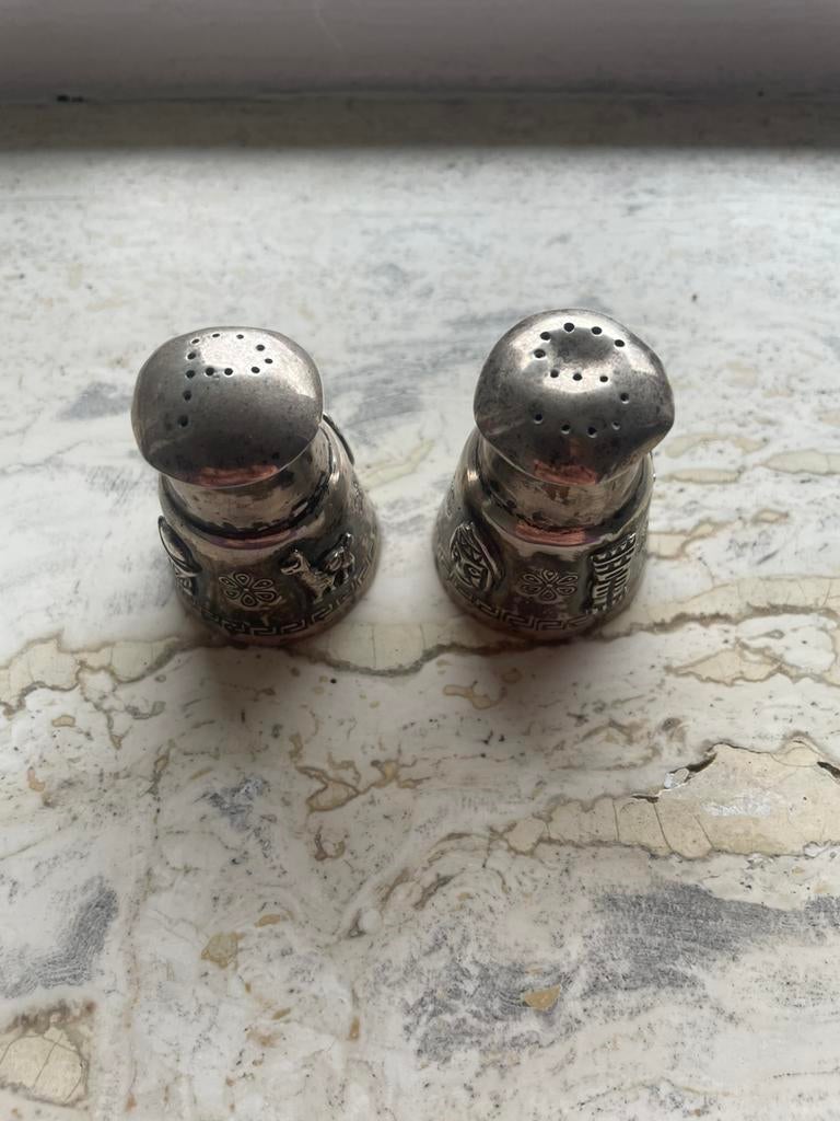 Zilveren zout en peper potjes, Antiek en Kunst, Antiek | Goud en Zilver, Ophalen of Verzenden