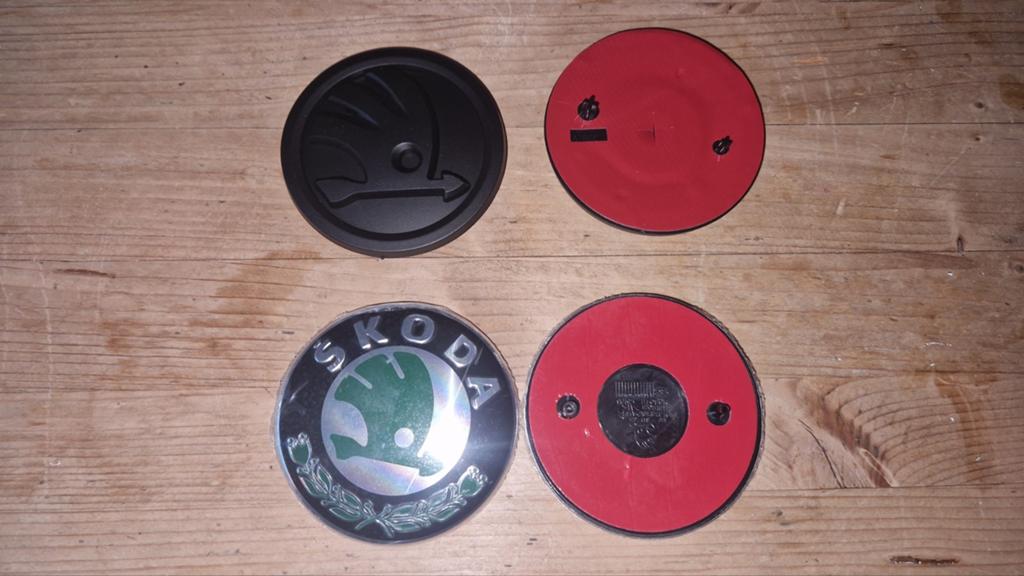 Skoda emblemen nieuw, Ophalen of Verzenden, Nieuw