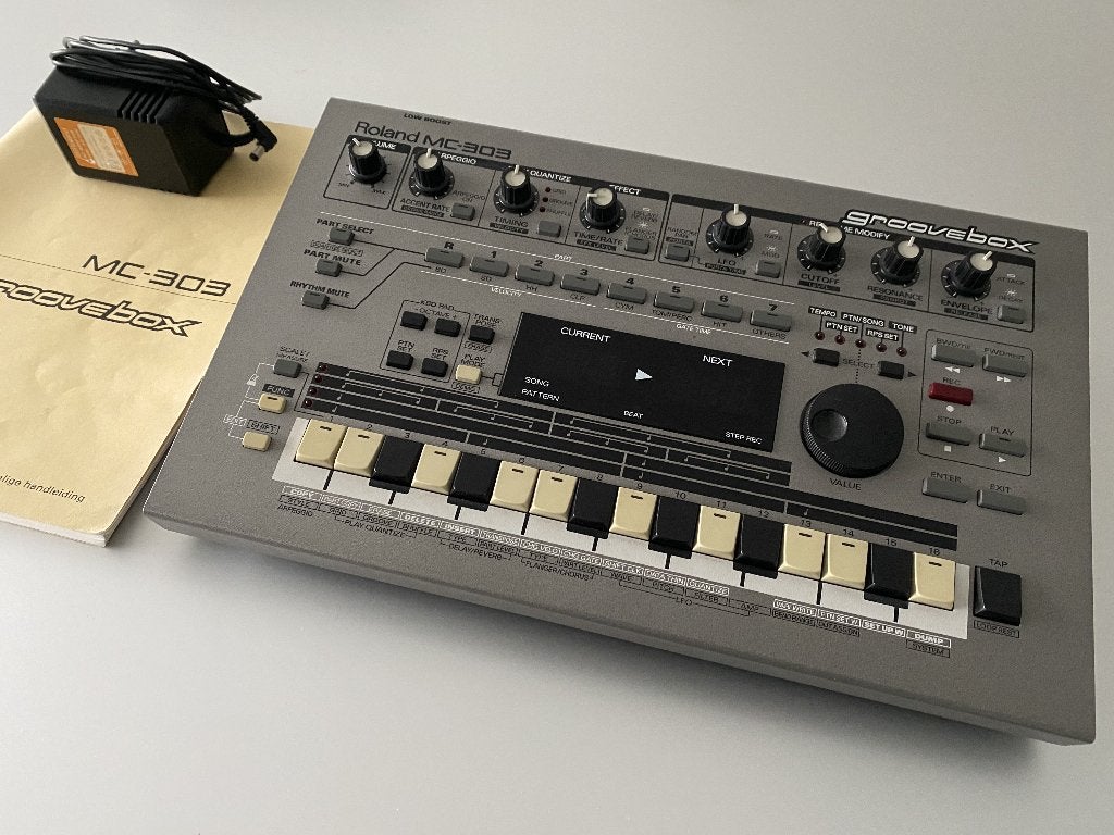 Roland MC-303 groovebox, volledig werkend, Ophalen, Gebruikt, Overige aantallen, Roland