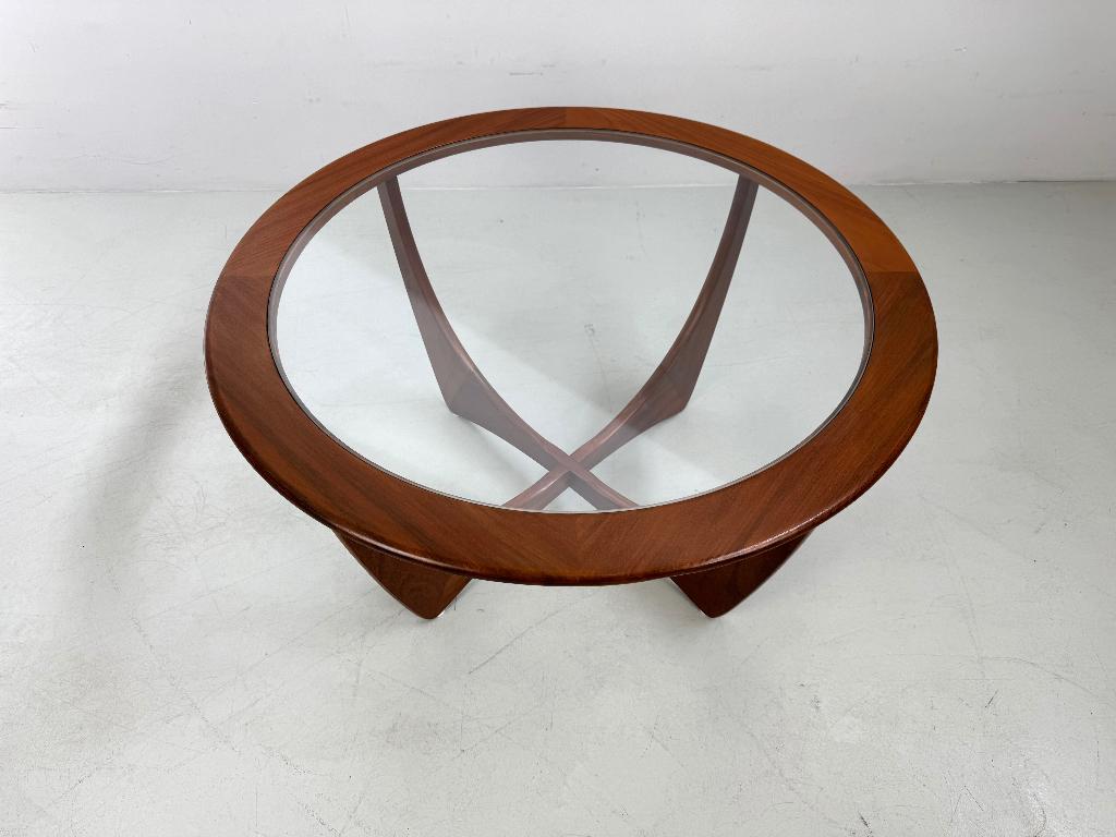 Vintage salontafel "Astro" G-Plan, Huis en Inrichting, Tafels | Salontafels, 100 tot 150 cm, Verzenden, Teakhout, 50 tot 100 cm