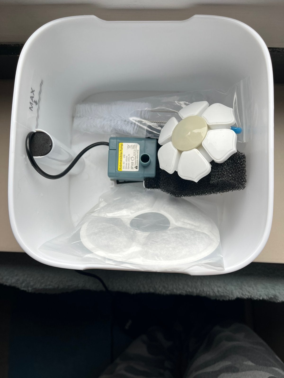 katten happy things drinkfontein, Ophalen of Verzenden, Zo goed als nieuw