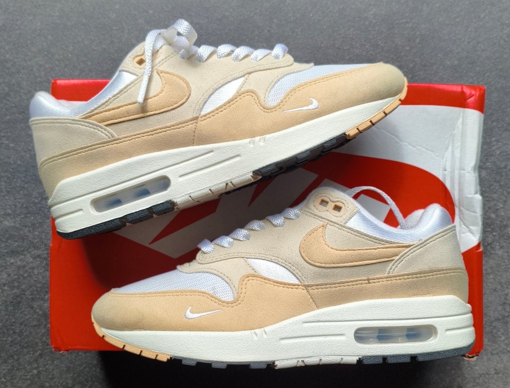 Nike Air Max 1 Light Orewood - 38.5, Kleding | Dames, Schoenen, Overige kleuren, Nike, Ophalen of Verzenden, Sneakers of Gympen
