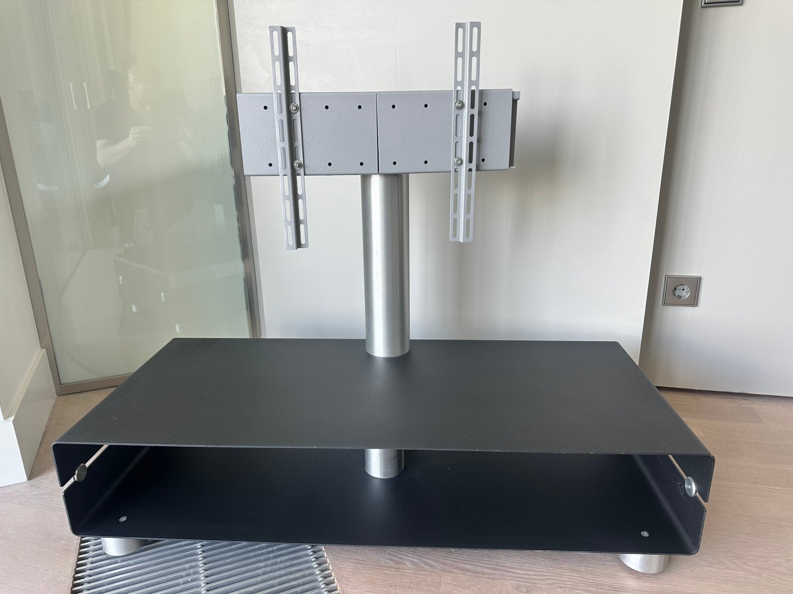 Spectral TV-meubel voor TV tot 43 inch, Ophalen, Gebruikt, 100 tot 150 cm, Minder dan 100 cm