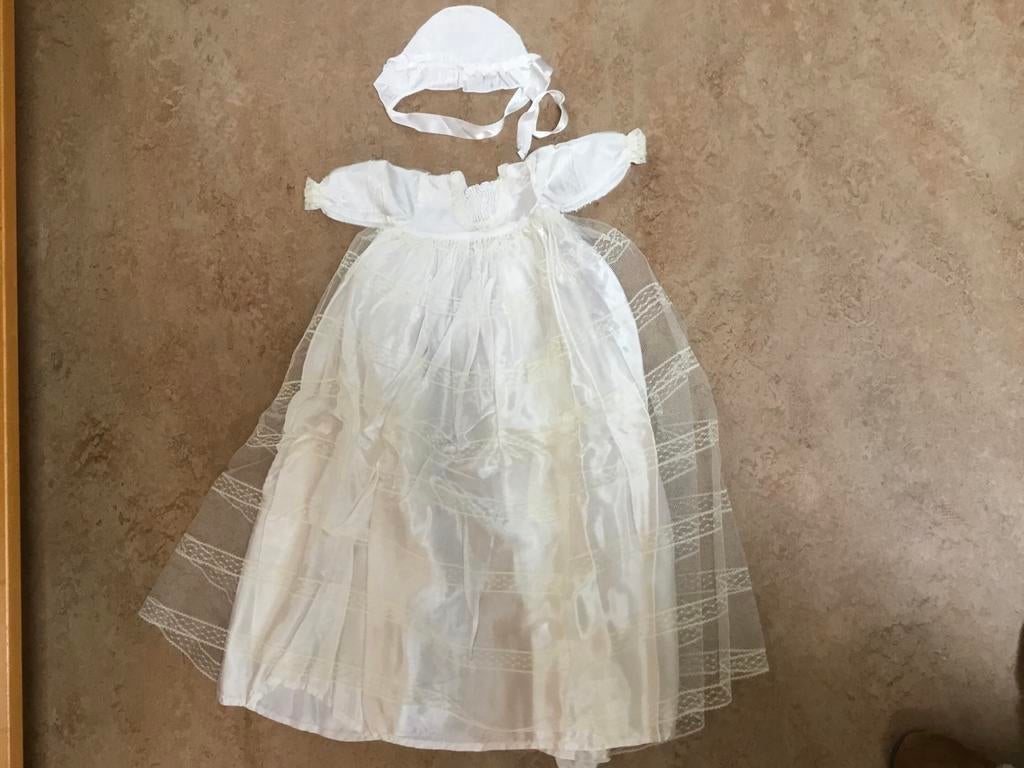 Vintage Doopjurkje met Kant en Mutsje - 65 Jaar Oud, Antiek en Kunst, Curiosa en Brocante, Ophalen