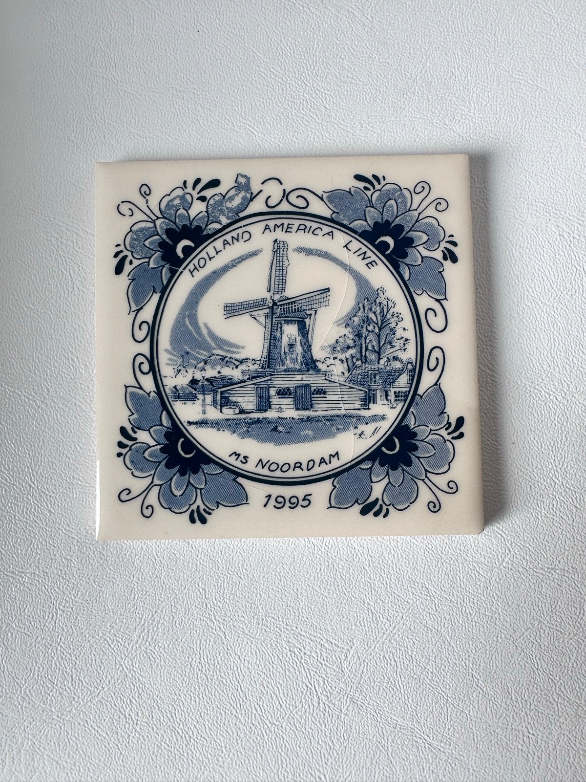 Vintage Holland America Line MS Noordam tegel - Delft blauw, Antiek en Kunst, Ophalen of Verzenden
