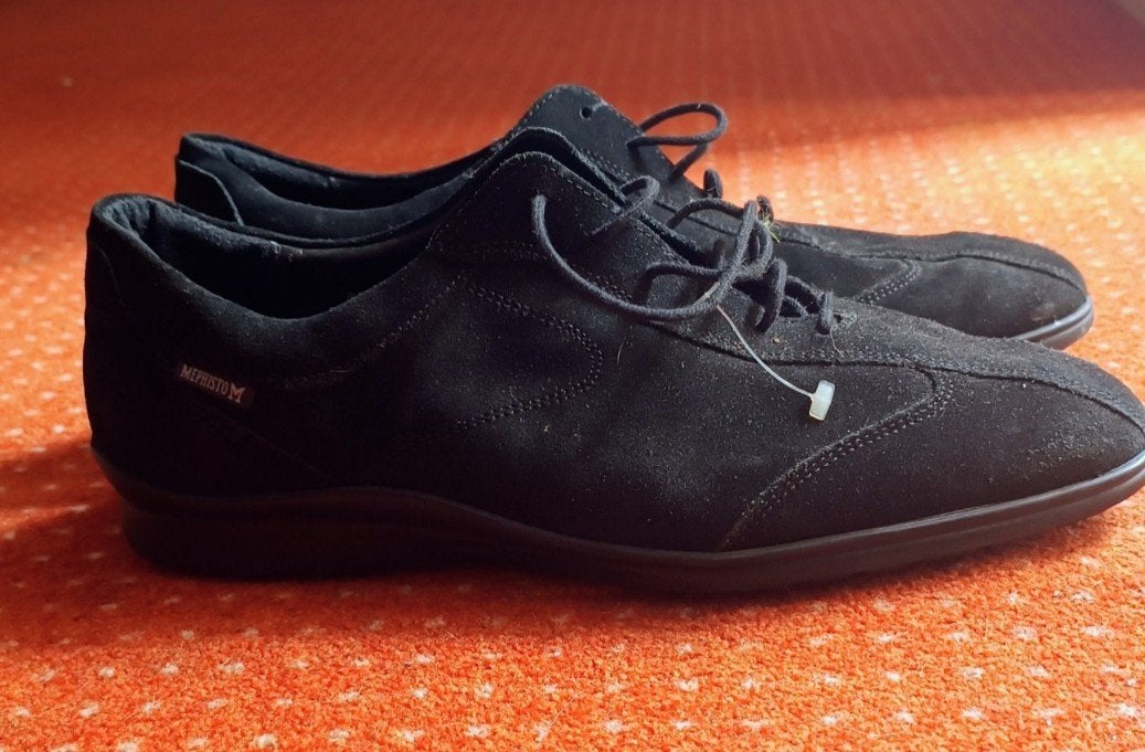 Mephisto Zwarte Suède Veterschoenen, Kleding | Dames, Schoenen, Schoenen met lage hakken, Mephisto, Zwart, Ophalen of Verzenden