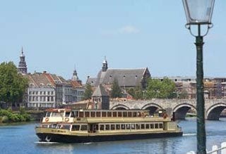 25% korting diverse rondvaarten Maastricht, Drie personen of meer, Kortingskaart