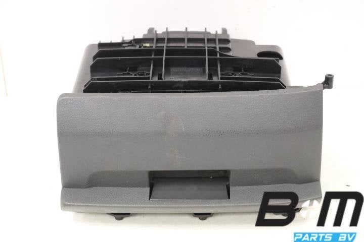 Bakje onder stoel rechts VW Polo 9N 3drs, Auto-onderdelen, Interieur en Bekleding, Gebruikt