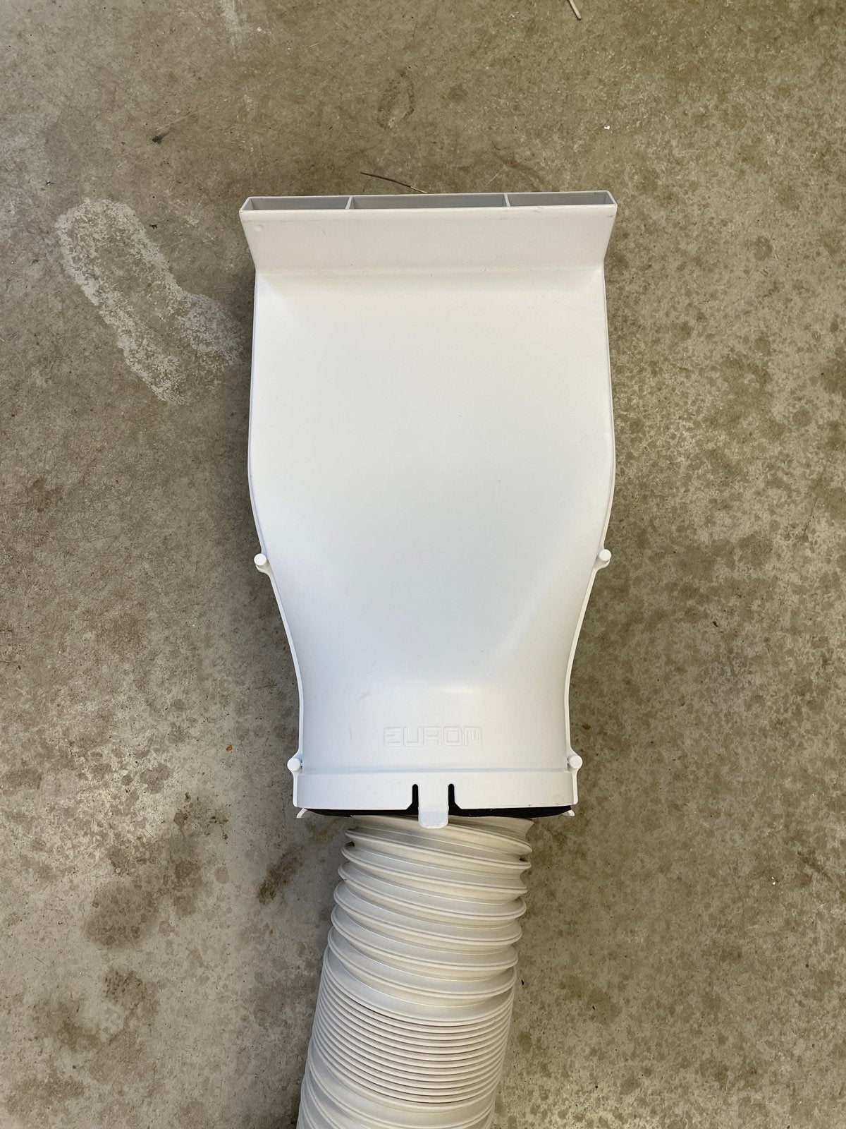 Te koop Brievenbus uitvoer voor airco slang, Ophalen, Gebruikt, Afzuiger