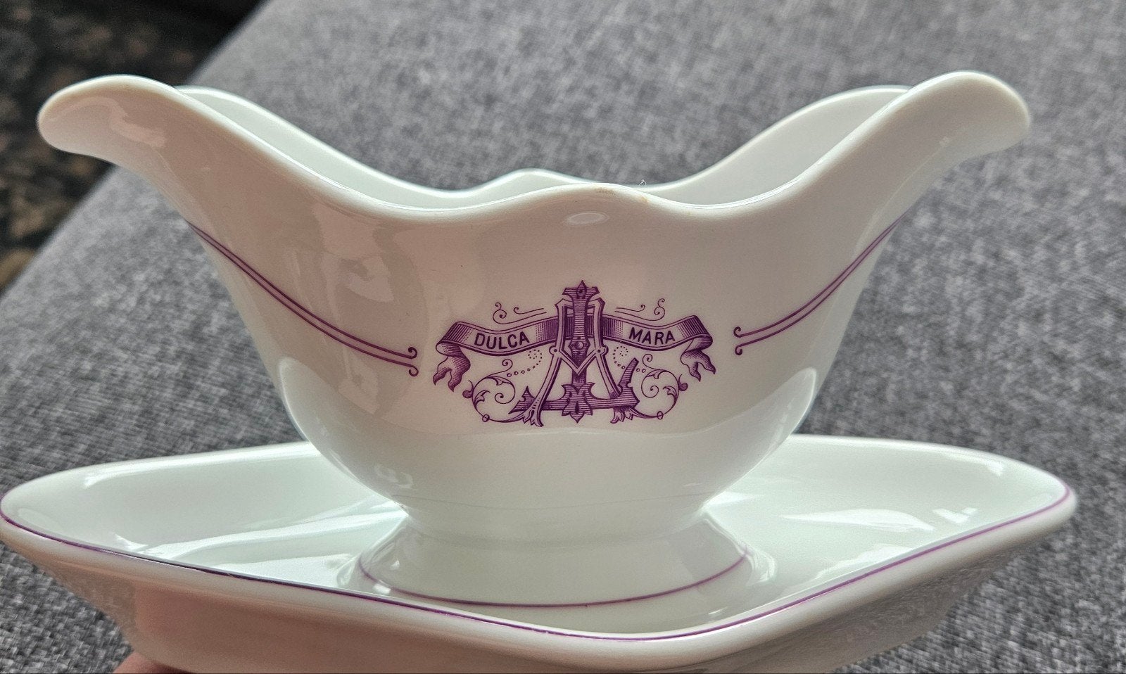 Antieke sauskom met schotel - Dulca Mara, Gebr. Bauscher, Antiek en Kunst, Antiek | Porselein, Ophalen of Verzenden