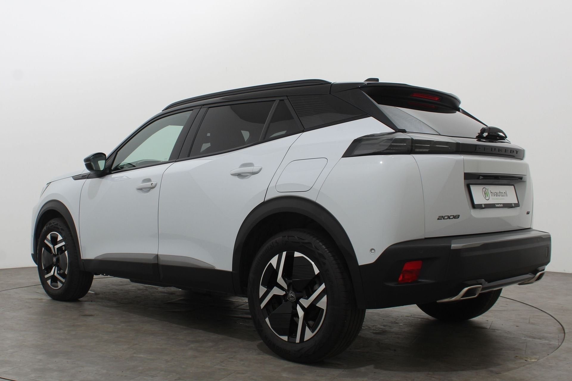 Peugeot 2008 1.2T 130 GT EAT8 FACELIFT | Leer/Alcantara | 36, Gebruikt, Zwart, 1199 cc, Alcantara