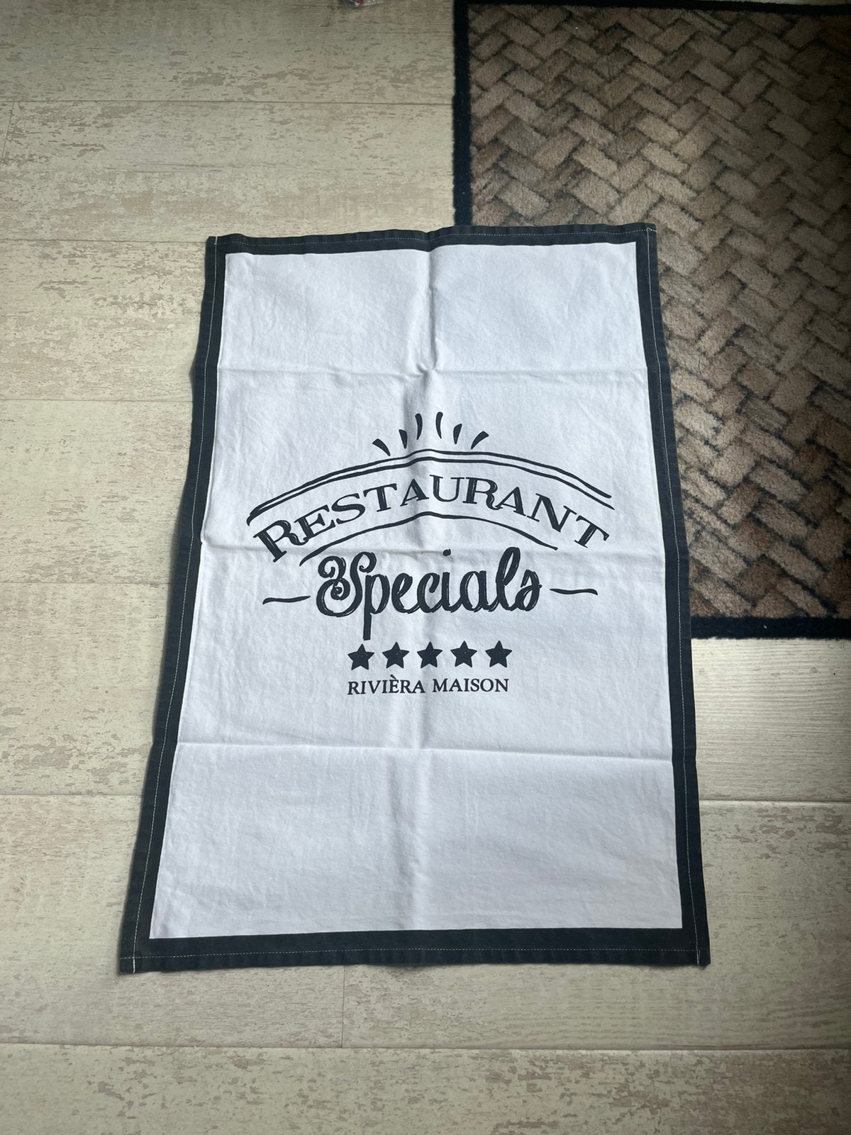 Te koop: Rivièra Maison theedoek, Restaurant specials, Huis en Inrichting, Keuken | Textiel, Ophalen of Verzenden, Nieuw, Zwart