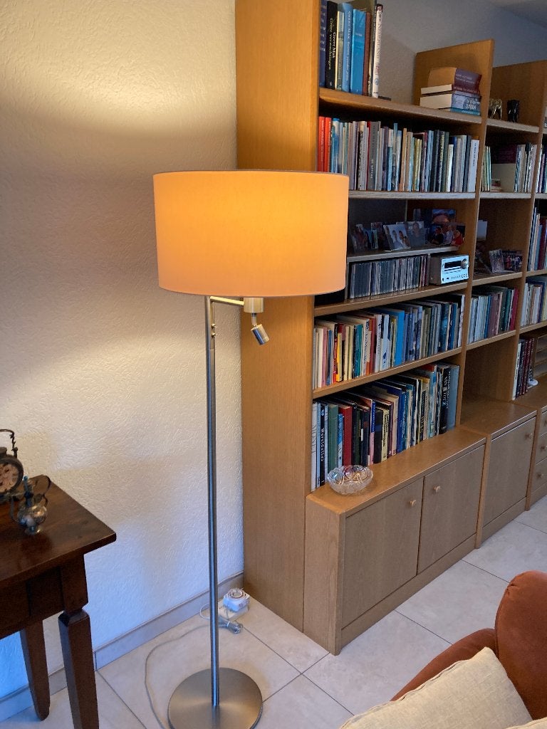 Mooie staande lamp met kap en led-leeslamp, Huis en Inrichting, Lampen | Vloerlampen, Ophalen, Zo goed als nieuw, E27 (groot)