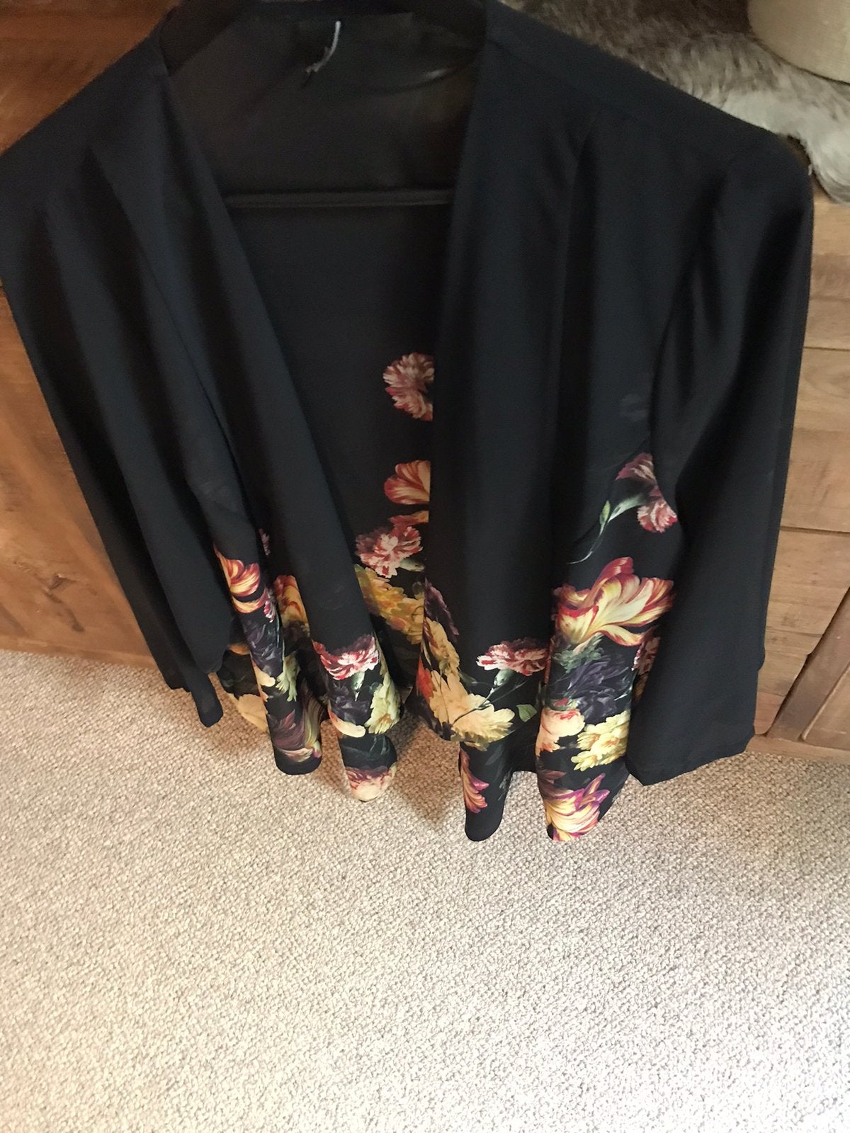 Mooue zgan transparant gekleurd bloemen YOEK blouse/vest, Ophalen of Verzenden, Zo goed als nieuw, Zwart, Blouse of Tuniek