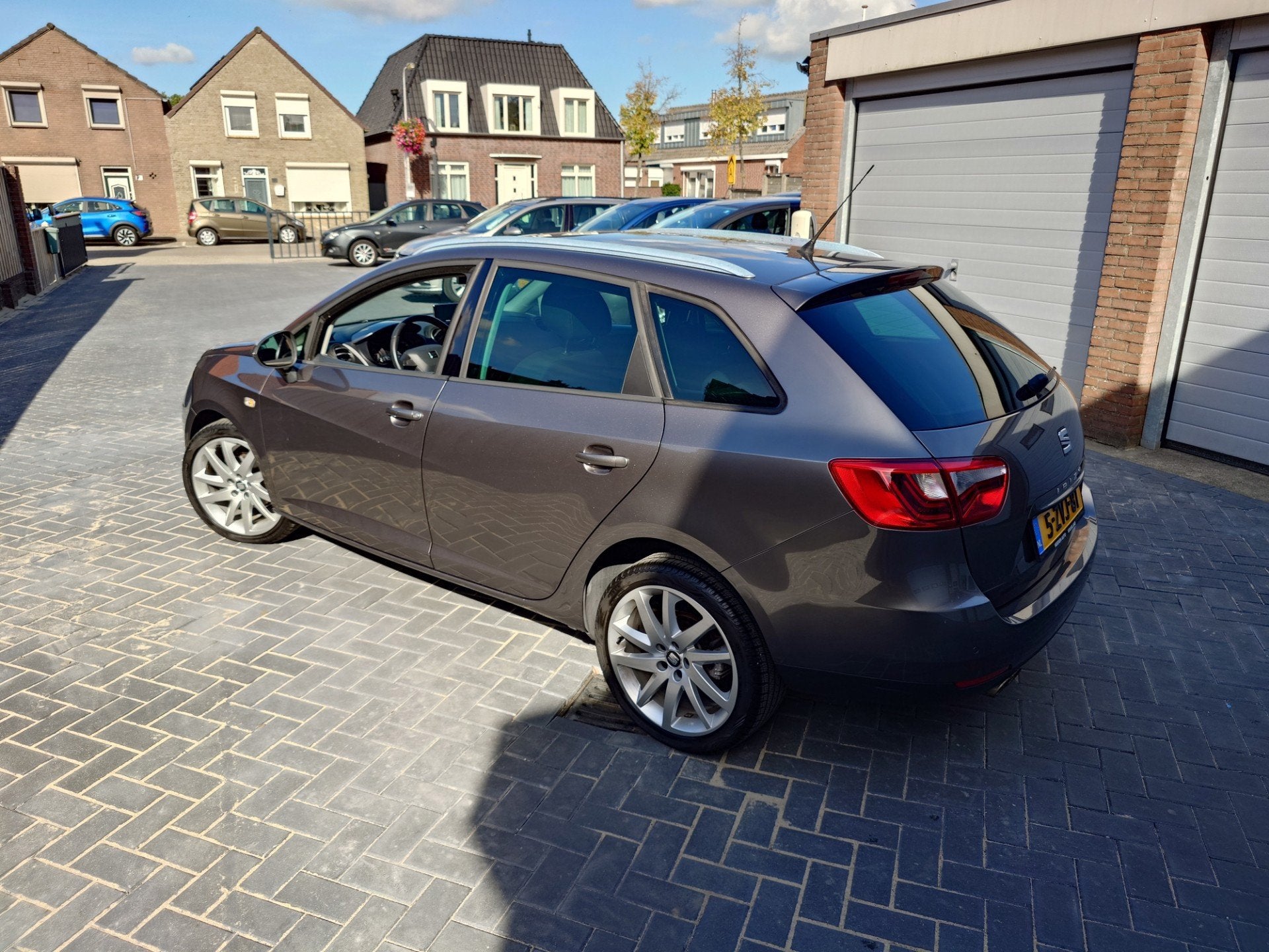 Seat Ibiza ST 1.2 TSI FR Dynamic, Cruise control, PDC, Xenon, Auto's, Zwart, 4 cilinders, Ibiza, Origineel Nederlands