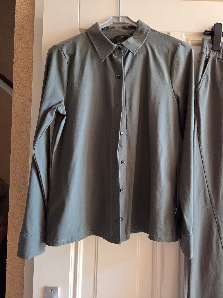je m'appelle navy groen legging/broek en blouse, Kleding | Dames, Blouses en Tunieken, Maat 38/40 (M), Je m'appelle, Ophalen of Verzenden