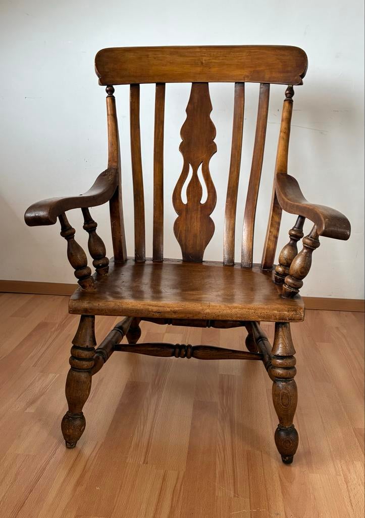 Antieke houten Windsor stoel., Antiek en Kunst, Ophalen of Verzenden