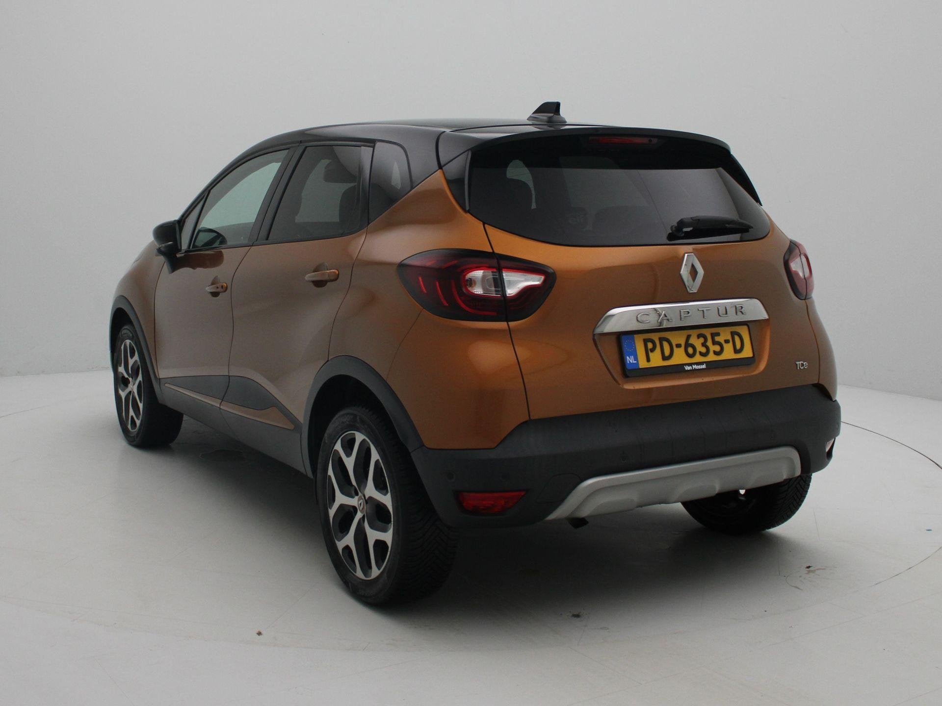 Renault Captur TCe 90 Intens | Climate control | Cruise cont, Auto's, Voorwielaandrijving, 898 cc, Stof, Gebruikt