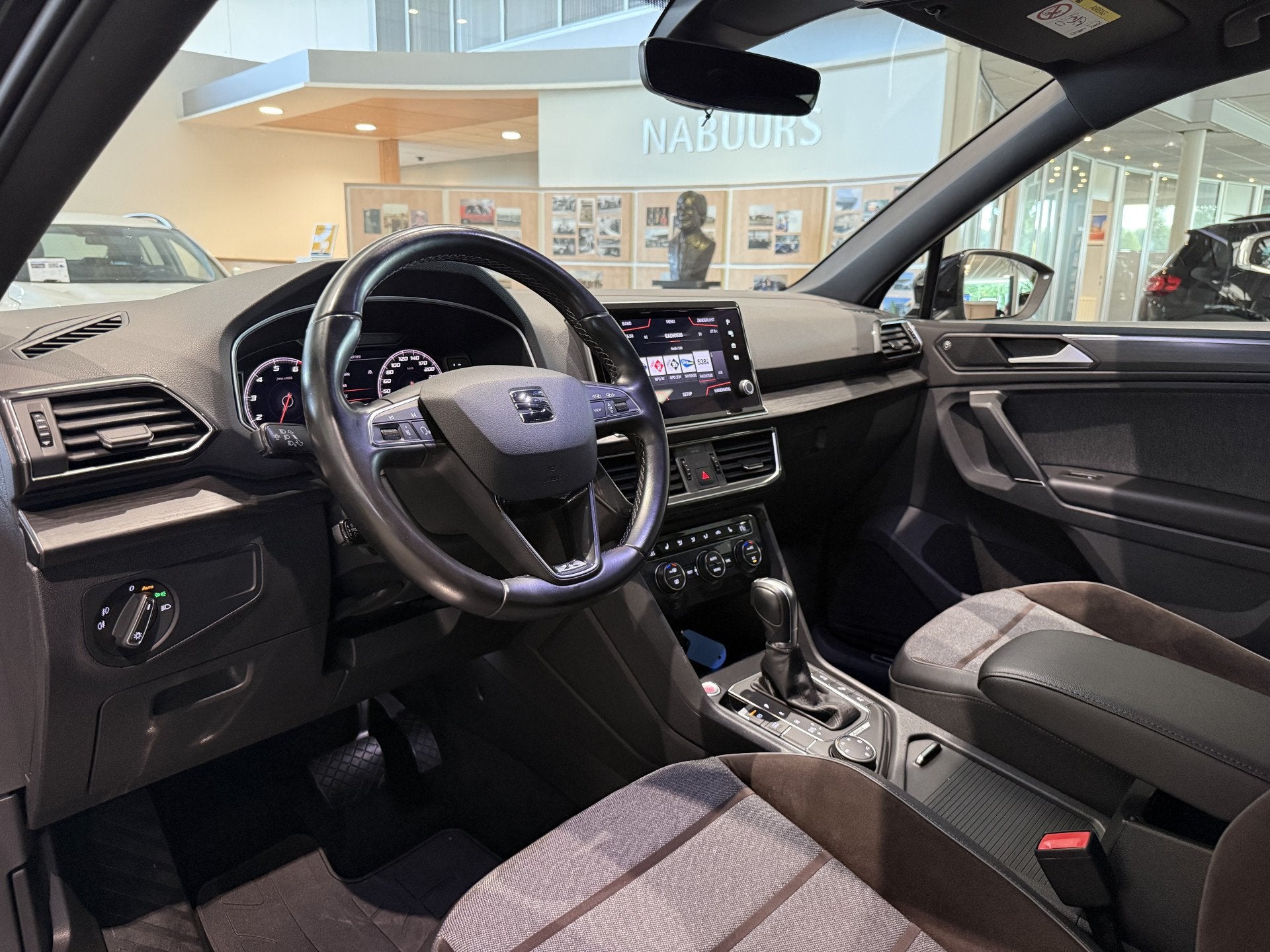 SEAT Tarraco 2.0 TSI 4DRIVE Xcellence 7p Beats, Trekhaak, Ad, Auto's, Automaat, 12 maanden, Gebruikt, Euro 6