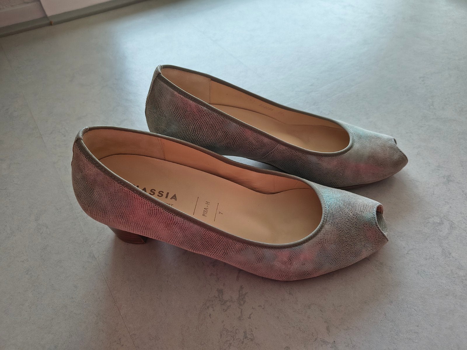 Hassia Pisa Pumps - Maat 7 (40.5) - Zo goed als nieuw, Hassia, Pumps, Overige kleuren, Ophalen of Verzenden