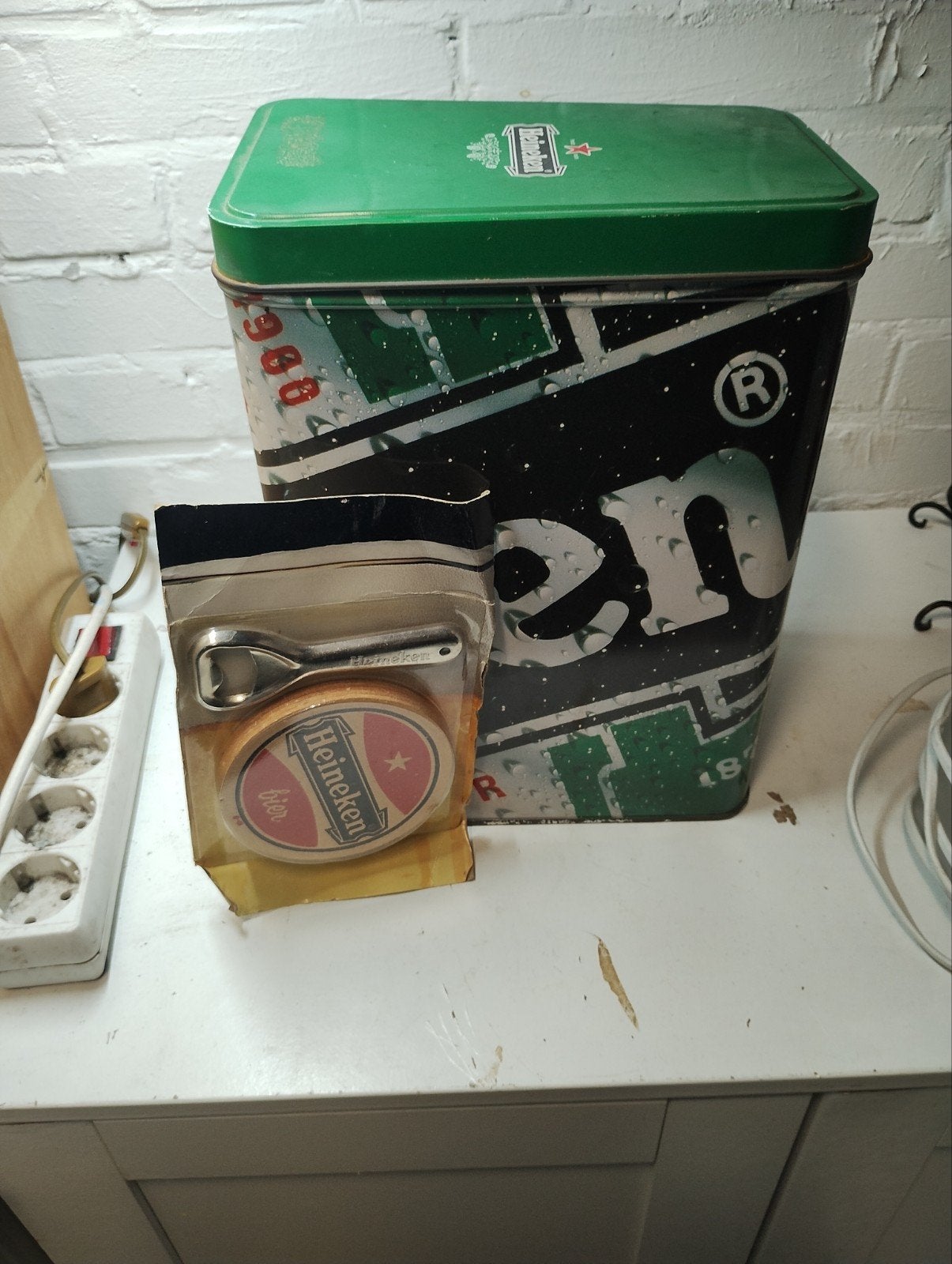 Heineken blik en flesopener met viltjes, Ophalen of Verzenden, Zo goed als nieuw, Flesopener, Heineken