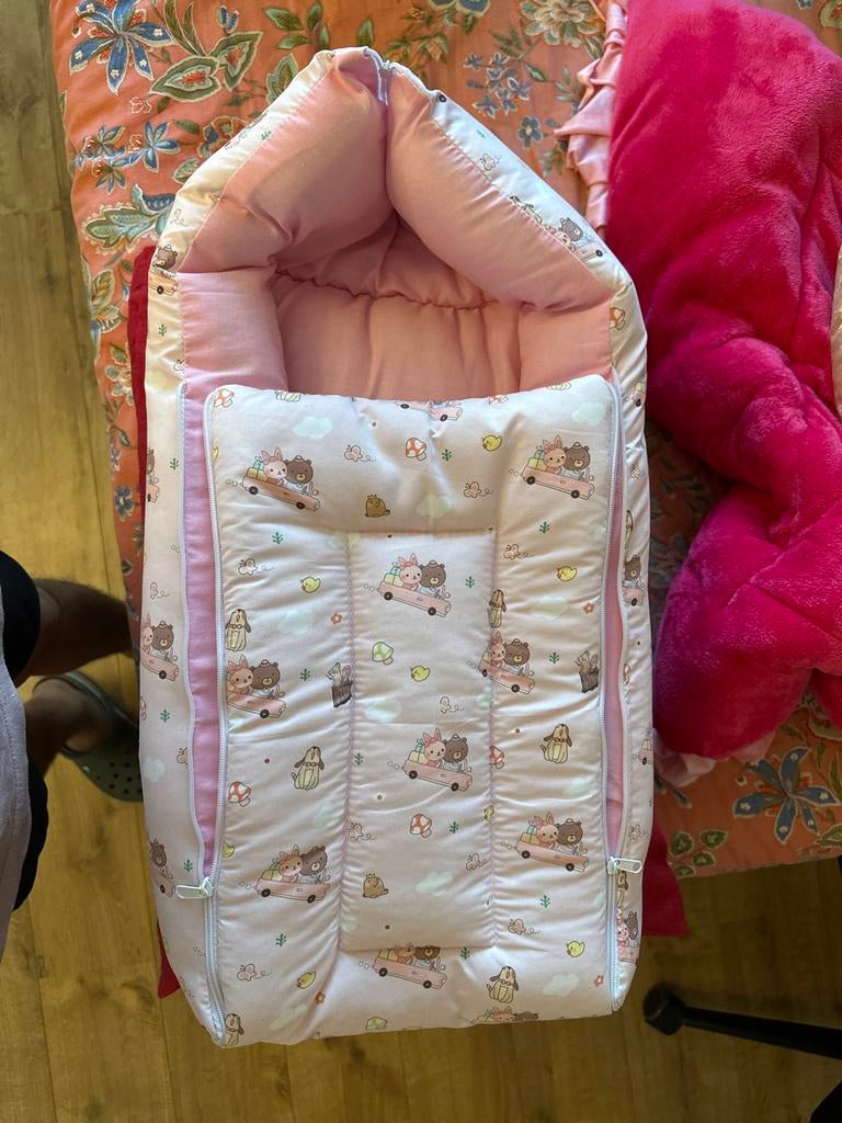 Nieuwe baby nest/slaapzak met zachte vulling en print, Ophalen of Verzenden, Nieuw, Slaapzak