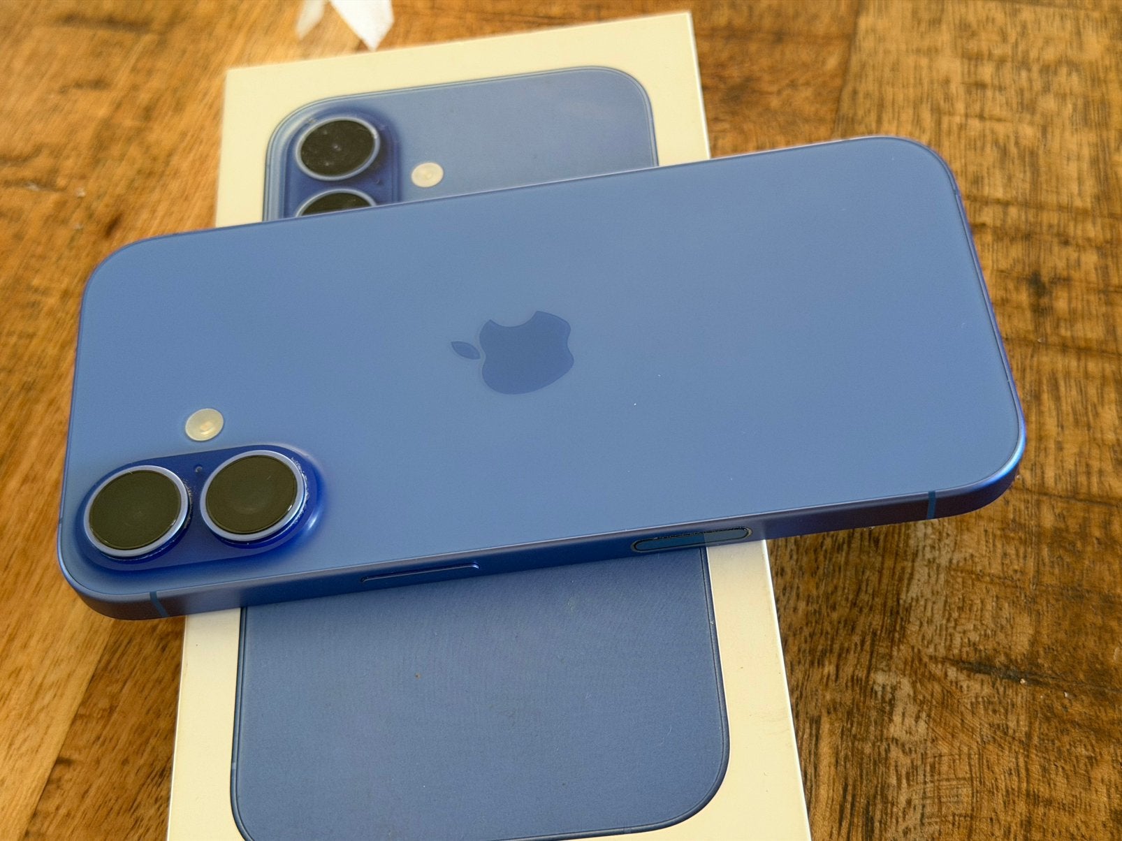 iPhone 16 in absolute nieuwstaat, geen krasje op, Telecommunicatie, Mobiele telefoons | Apple iPhone, Ophalen, 128 GB, IPhone 16