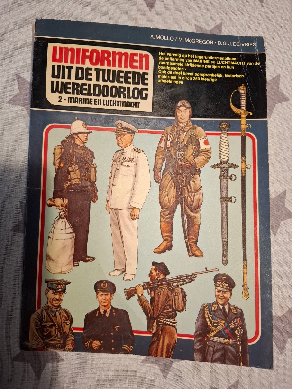 Uniformen uit de Tweede Wereldoorlog: Marine en Luchtmacht, Marine, Ophalen of Verzenden, A. Mollo / M. McGregor / B.G.J. de Vries