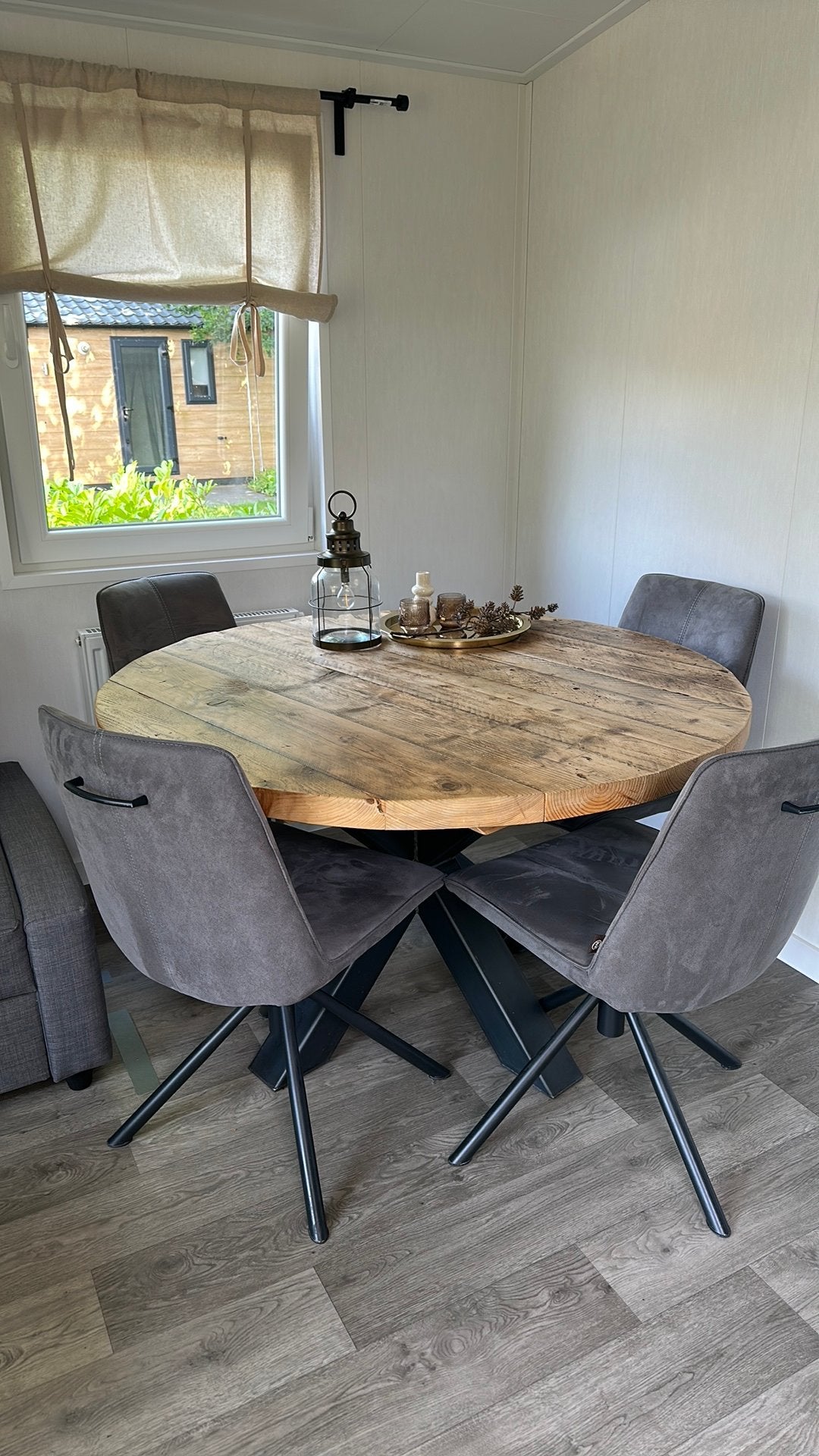 Massief houten eettafel te koop, Ophalen, Gebruikt, Rond, Vijf personen of meer