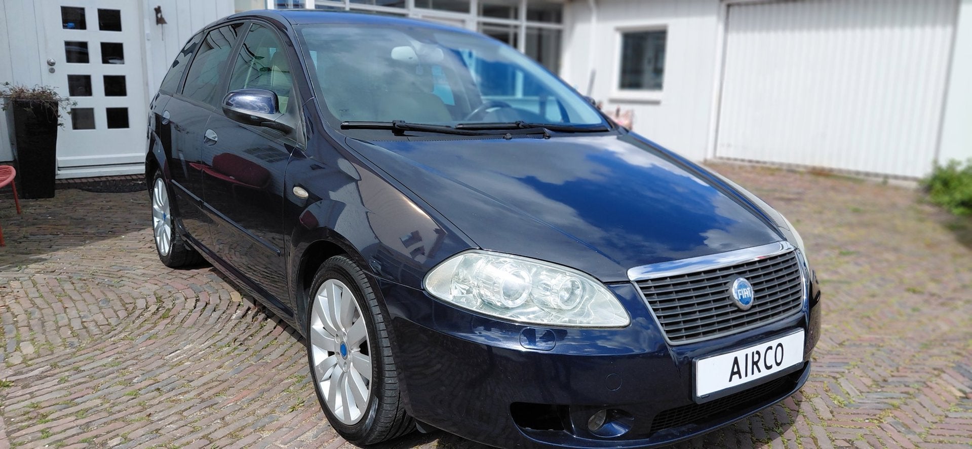 Fiat Croma 2.2-16V Emotion v.1E Eigenaar, Leder / Navi / Iso, Voorwielaandrijving, Gebruikt, 4 cilinders, Blauw