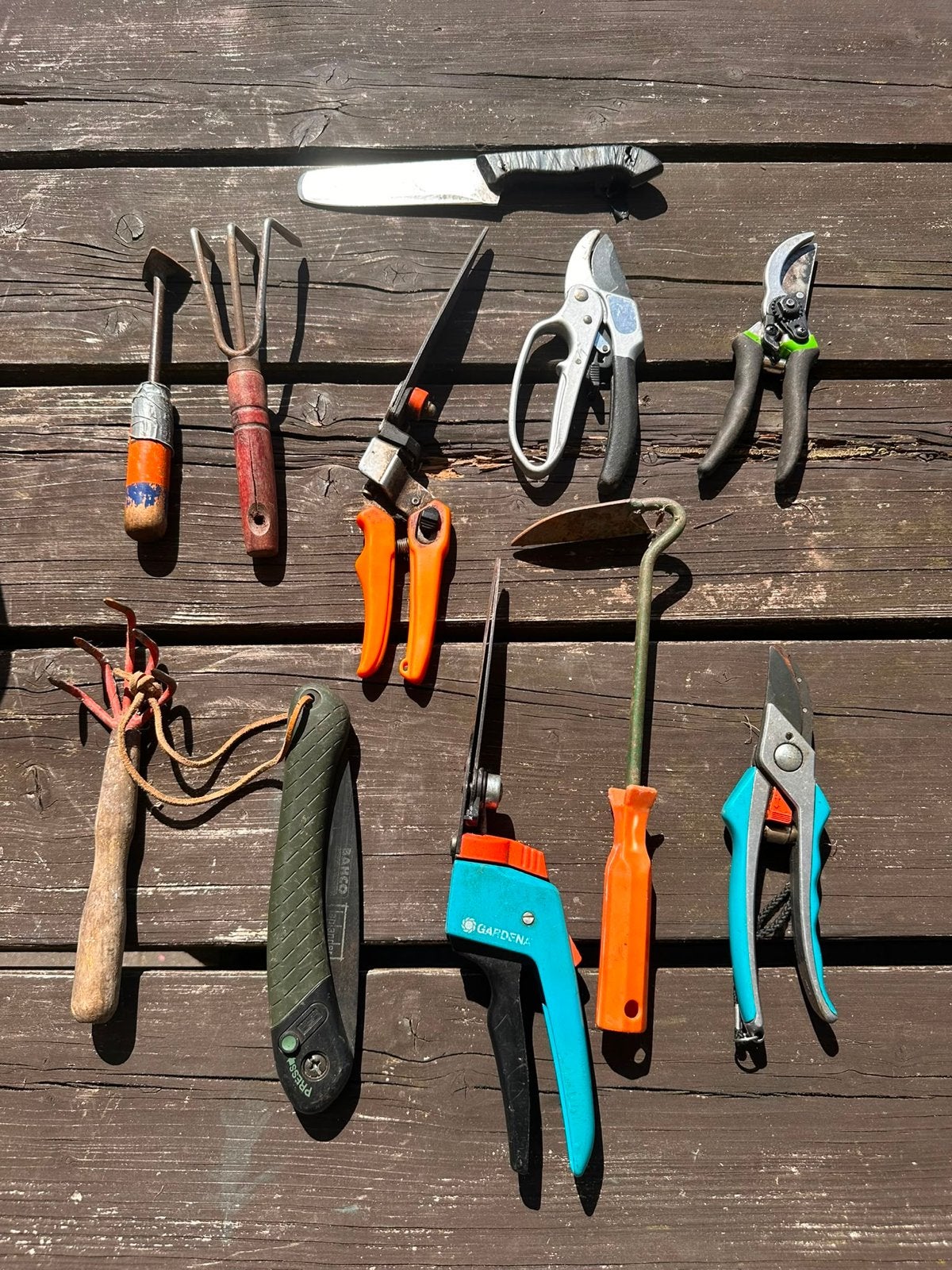 Assortiment Tuin Gereedschap: Snoeischaar, Zaag, Schoffel, Ophalen of Verzenden, Gebruikt, Schoffel