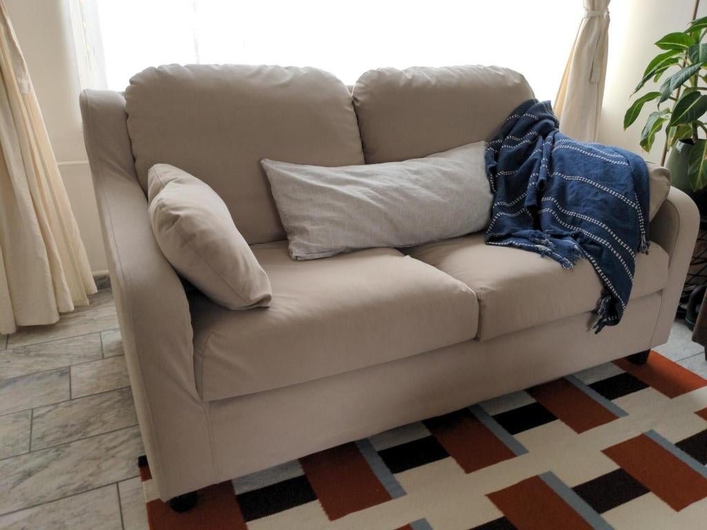 IKEA VINLIDEN tweezits beige bank, Ophalen, Kunststof, 150 tot 200 cm, Tweepersoons