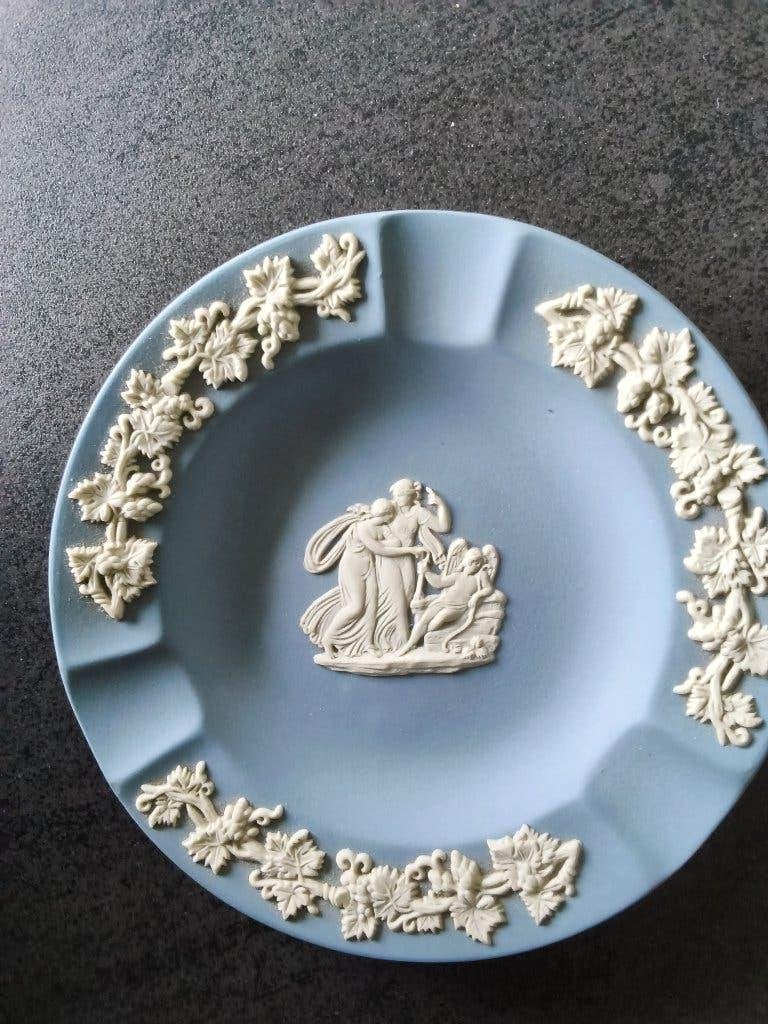 Wedgewood asbakje blauw, Ophalen, Zo goed als nieuw