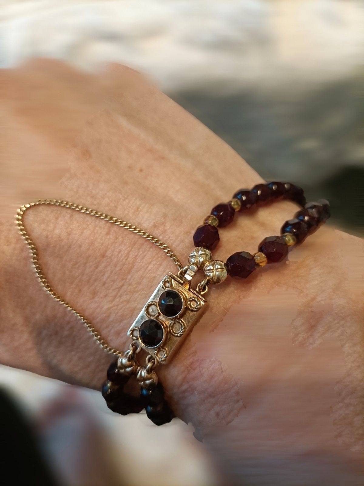 Prachtige Granaten Armband met Gouden Sluiting en Ketting, Ophalen of Verzenden, Rood, Goud, Met bedels of kralen